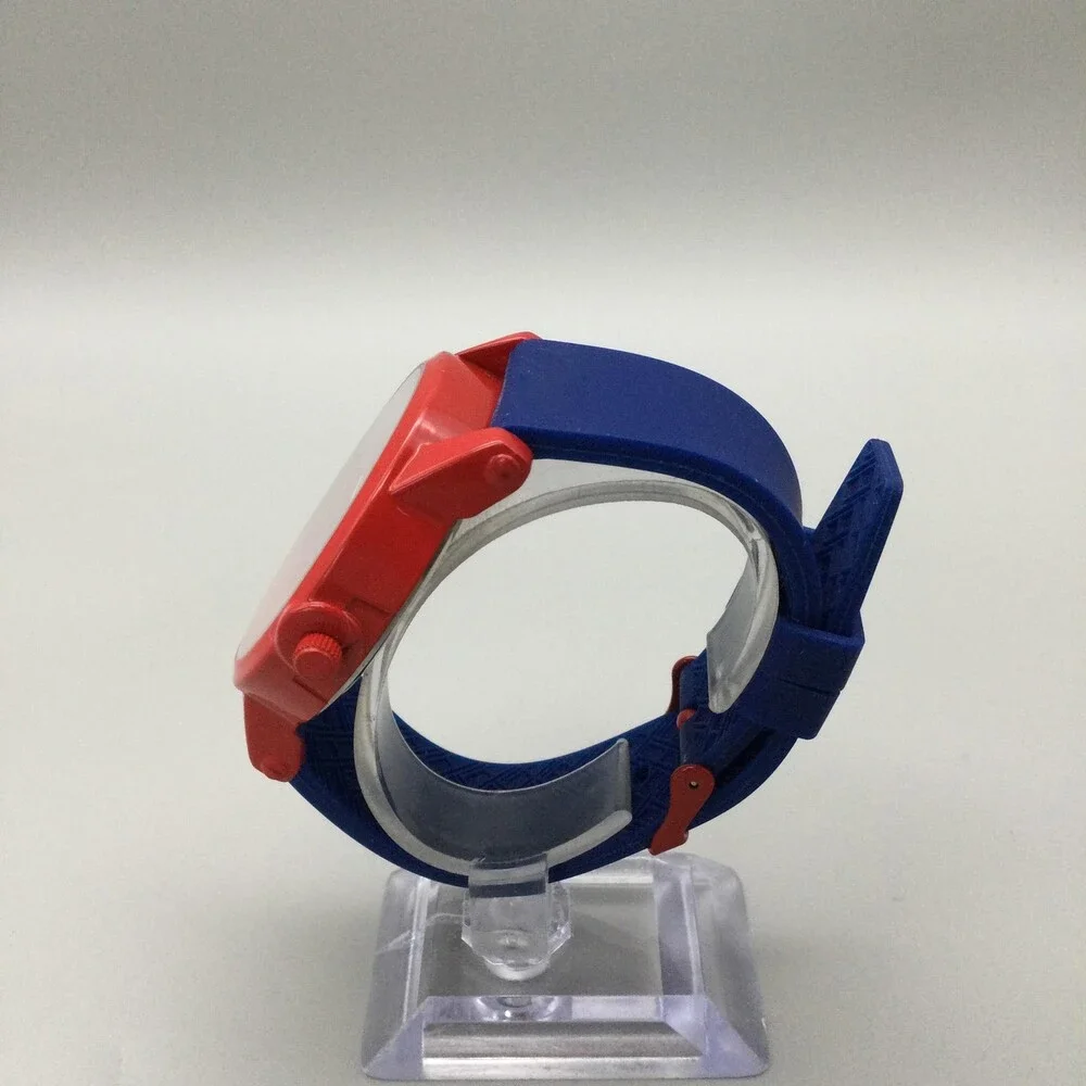Marvel Avengers Captain America Mens Watch 49mm Red Blue Shield New Battery